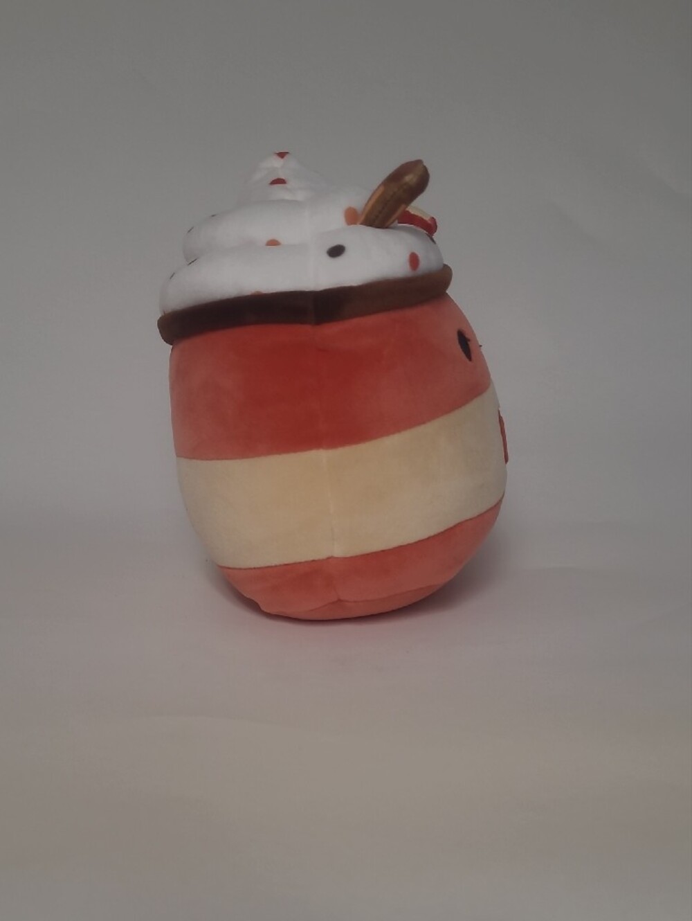 Squishmallows Meade The Apple Cider -Coral & Cream Plush - Picture 3 of 11